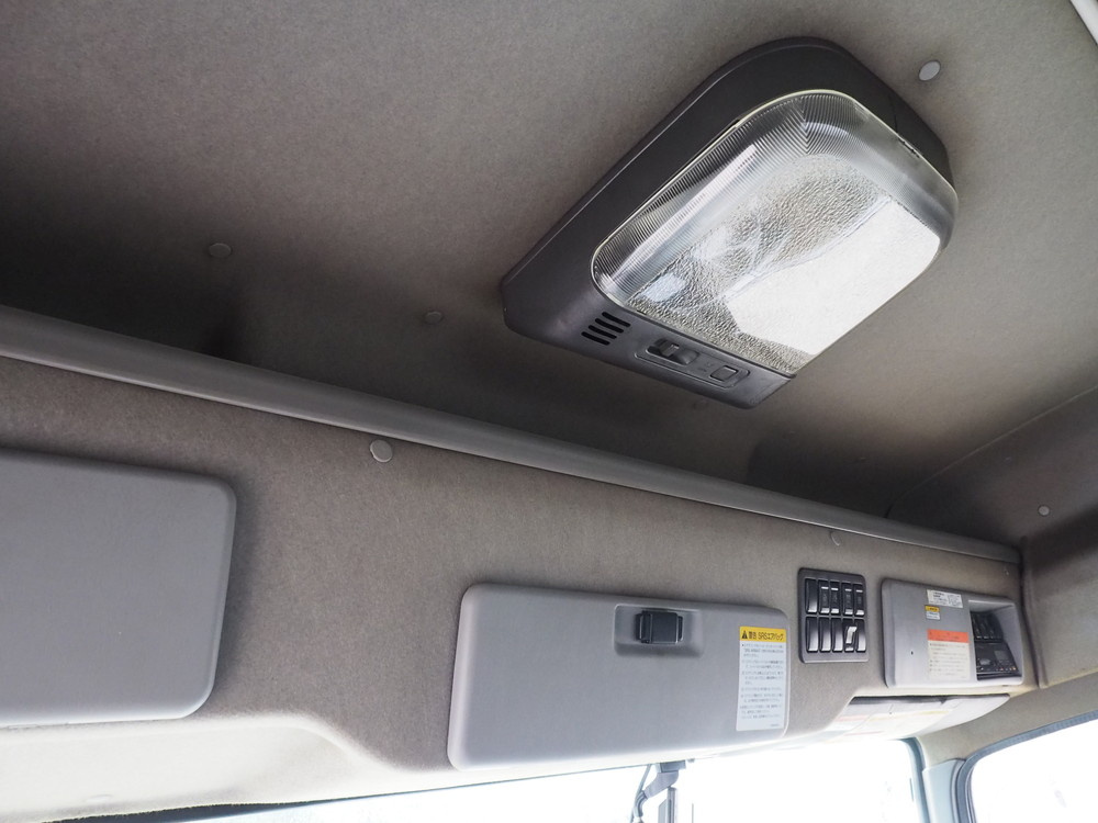 いすゞ ギガ ウイング車 大型 QKG-CYJ77A 年式 H24[写真45]