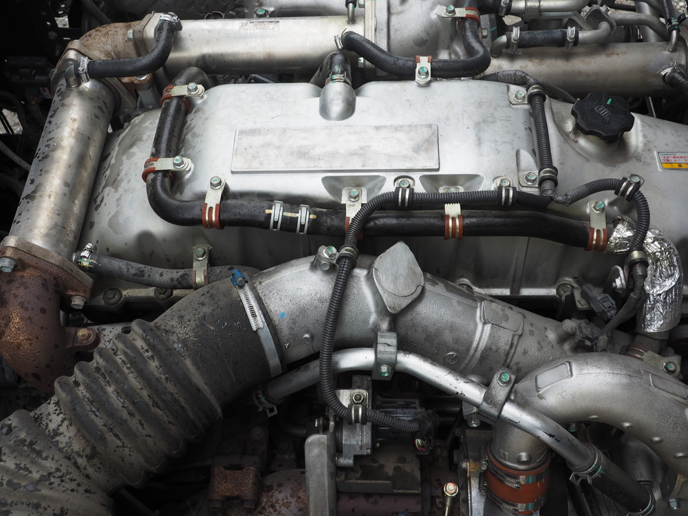 いすゞ ギガ ウイング車 大型 QKG-CYJ77A 年式 H24[写真60]