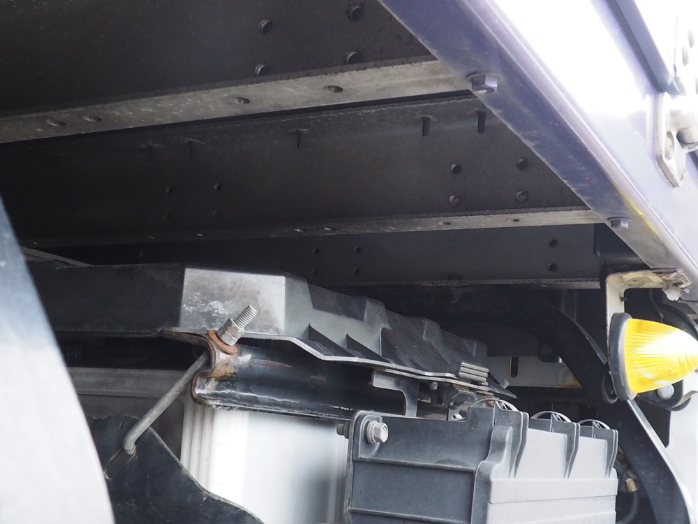 いすゞ ギガ ウイング車 大型 QKG-CYJ77A 年式 H24[写真53]