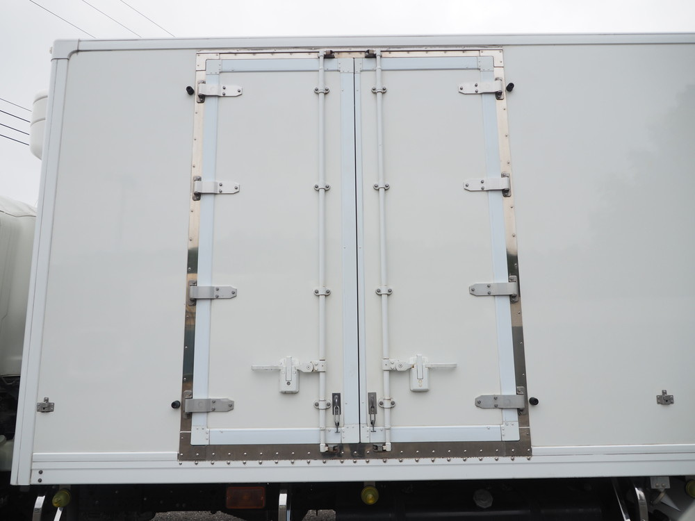 いすゞ フォワード 冷凍バン 中増t SKG-FSR90T2 年式 H29[写真16]