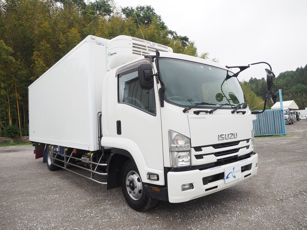 いすゞ フォワード 冷凍バン 中増t SKG-FSR90T2 年式 H29[写真04]
