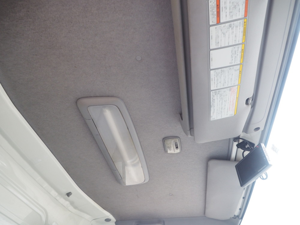 いすゞ エルフ バン車 小型 TPG-NPR85AN 年式 H28[写真32]