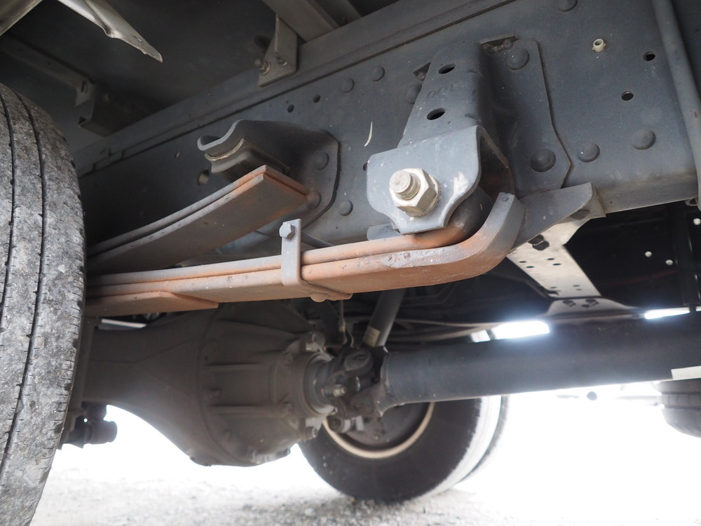 いすゞ エルフ バン車 小型 TPG-NPR85AN 年式 H28[写真37]