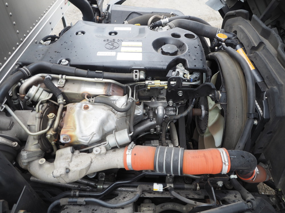 いすゞ エルフ バン車 小型 TPG-NPR85AN 年式 H28[写真41]