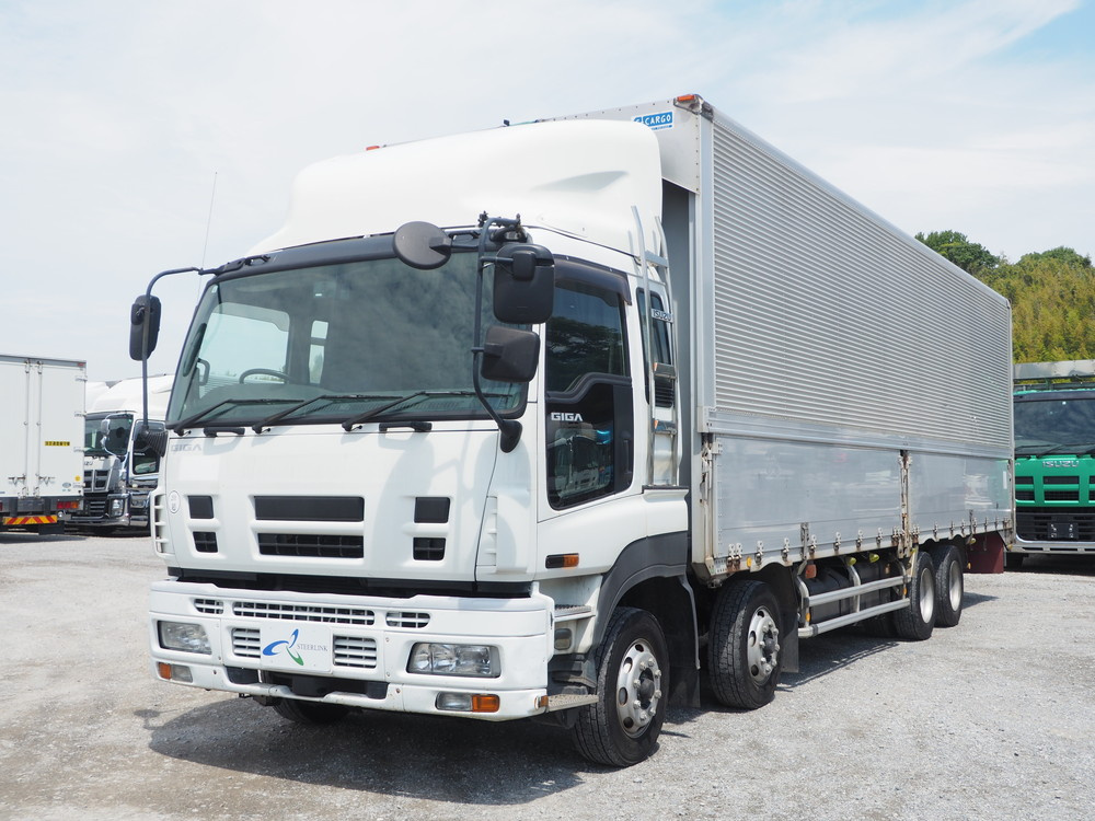 いすゞ ギガ ウイング車 大型 PDG-CYJ77W8 年式 H20[写真01]