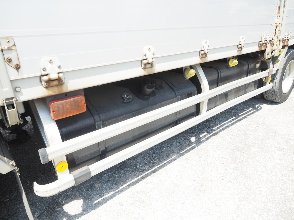 いすゞ ギガ ウイング車 大型 PDG-CYJ77W8 年式 H20[写真15]