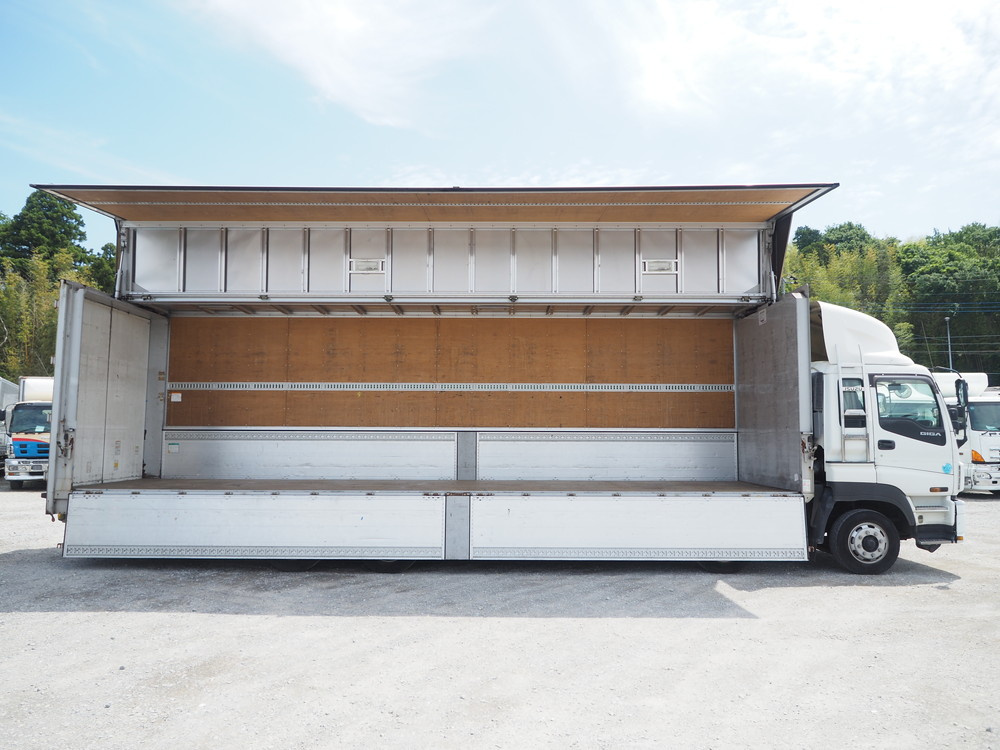 いすゞ ギガ ウイング車 大型 PDG-CYJ77W8 年式 H20[写真11]