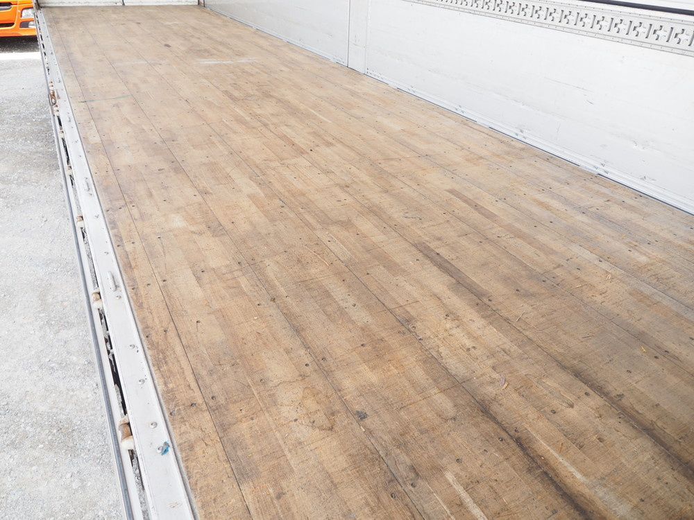 いすゞ ギガ ウイング車 大型 PDG-CYJ77W8 年式 H20[写真22]