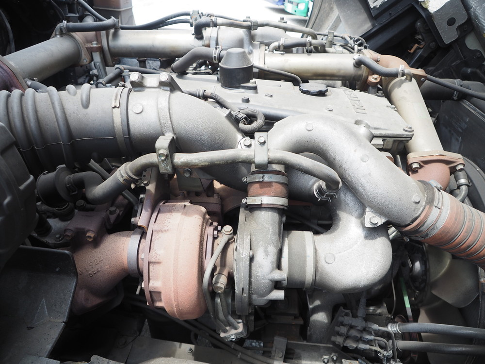 いすゞ ギガ ウイング車 大型 PDG-CYJ77W8 年式 H20[写真40]