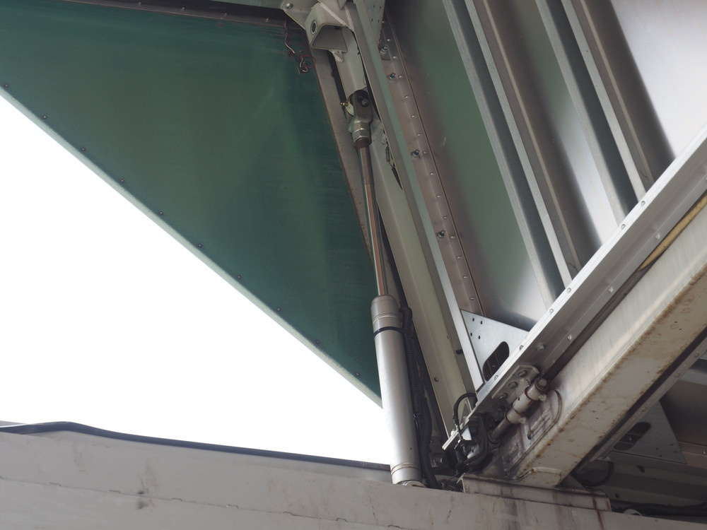 三菱ふそう スーパーグレート ウイング車 大型 BDG-FS54JZ 年式 H20[写真22]