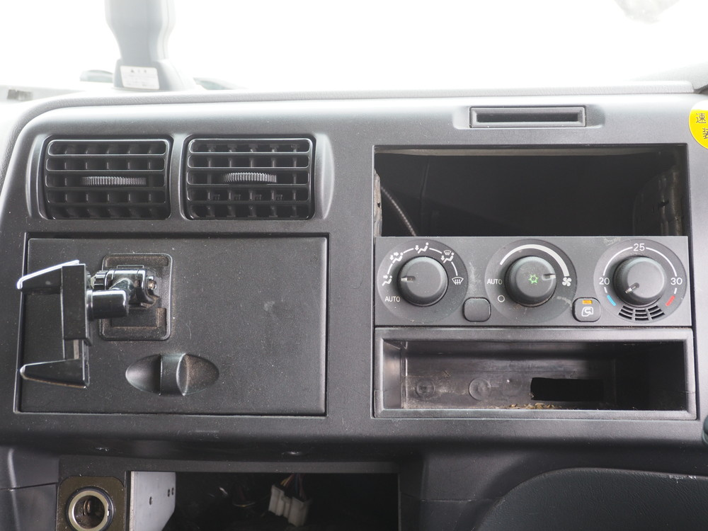 三菱ふそう スーパーグレート ウイング車 大型 BDG-FS54JZ 年式 H20[写真39]