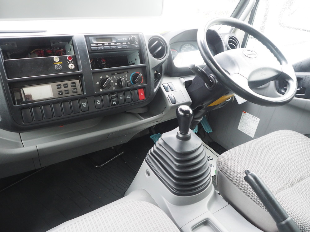 日野 デュトロ 冷凍バン 小型 TKG-XZU710M 年式 H27[写真24]