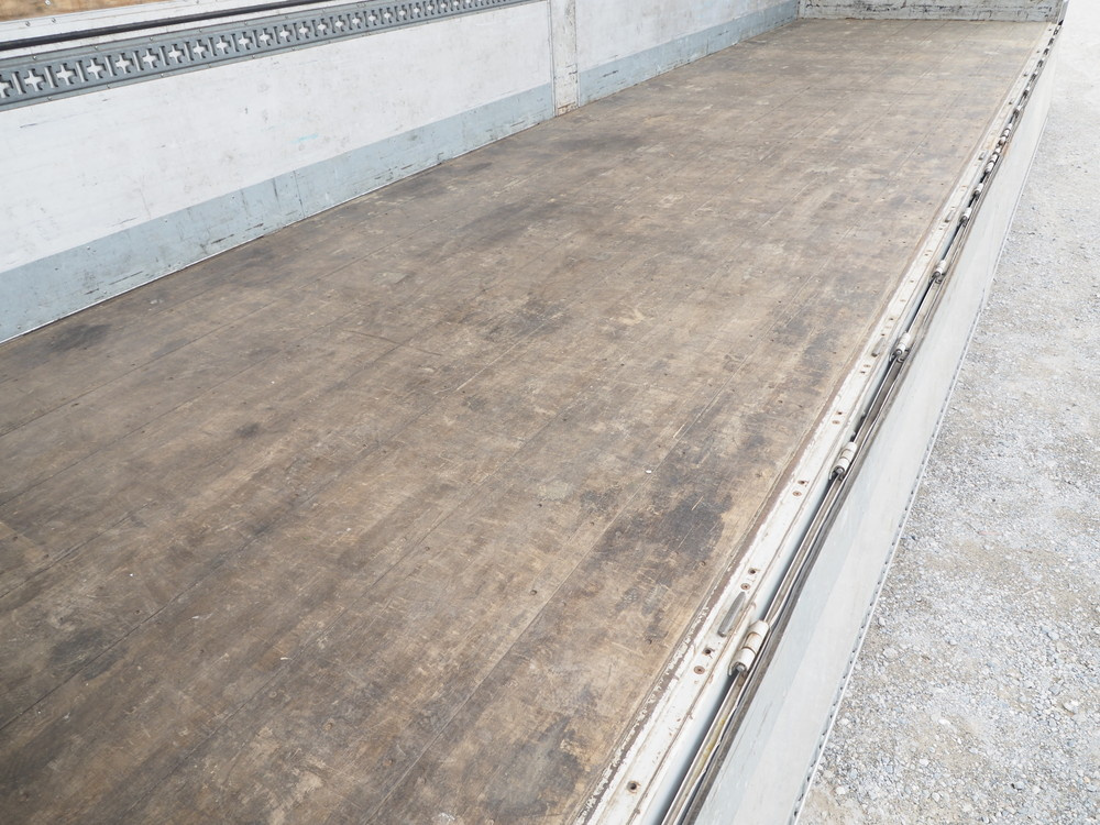 日野 グランドプロフィア ウイング車 大型 LKG-FW1EXBG 年式 H23[写真18]