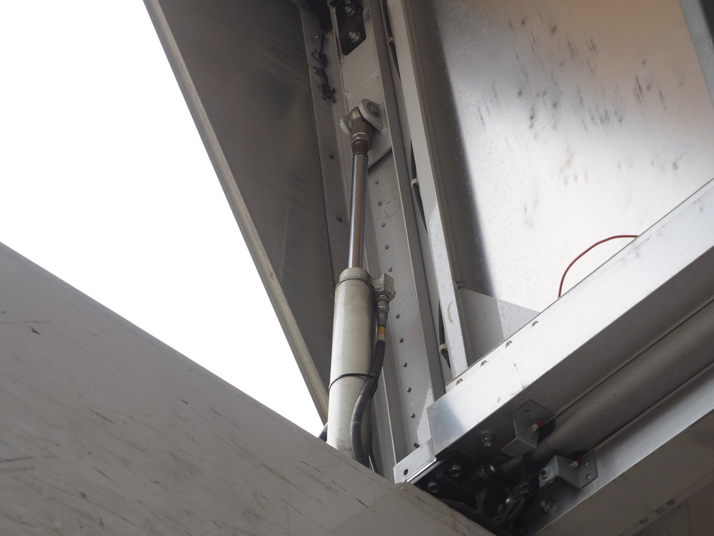 日野 グランドプロフィア ウイング車 大型 LKG-FW1EXBG 年式 H23[写真13]