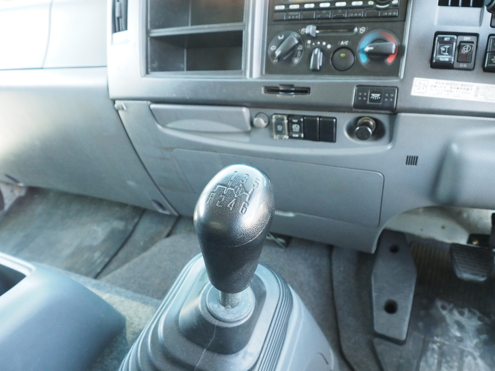 いすゞ フォワード ウイング車 中型 TKG-FRR90S2 年式 H24[写真47]