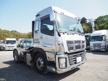 いすゞ ギガ トラクタ 大型 LKG-EXD52AD 年式 H23 [写真05]