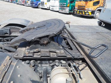 いすゞ ギガ トラクタ 大型 LKG-EXD52AD 年式 H23 [写真17]