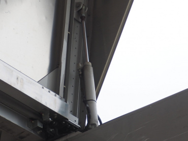 日野 グランドプロフィア ウイング車 大型 BDG-FW1EXYG 年式 H22 [写真08]