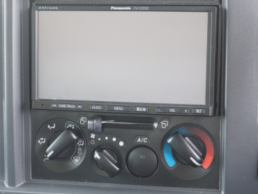 いすゞ エルフ バン車 小型 TRG-NPR85AN 年式 H29 [写真38]