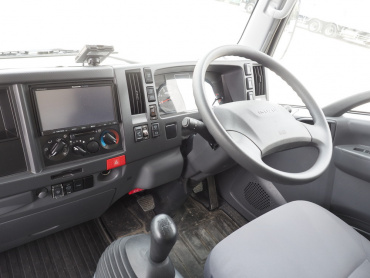 いすゞ エルフ バン車 小型 TRG-NPR85AN 年式 H29 [写真35]