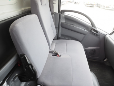 いすゞ エルフ バン車 小型 TRG-NPR85AN 年式 H29 [写真39]