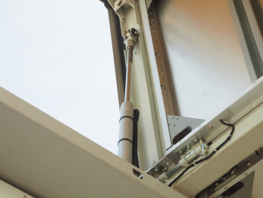 三菱ふそう スーパーグレート ウイング車 大型 QPG-FS64VZ 年式 H28 [写真16]