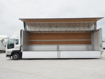 いすゞ ギガ ウイング車 大型 QKG-CYJ77A 年式 H26 [写真21]