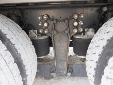 いすゞ ギガ ウイング車 大型 QKG-CYJ77A 年式 H26 [写真48]