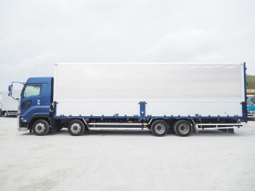 いすゞ ギガ ウイング車 大型 QKG-CYJ77B 年式 H28 [写真16]