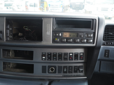 日野 グランドプロフィア ウイング車 大型 BDG-FW1EXYJ 年式 H20 [写真38]