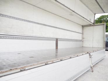 日野 グランドプロフィア ウイング車 大型 BDG-FW1EXYJ 年式 H20 [写真24]