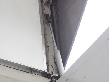 日野 グランドプロフィア ウイング車 大型 BDG-FW1EXYJ 年式 H20 [写真16]