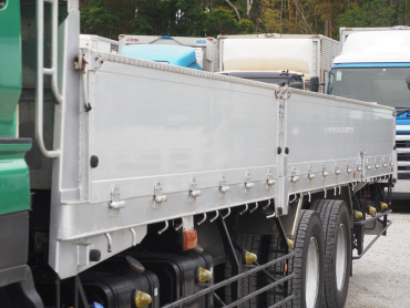 いすゞ ギガ 平ボディ 大型 LKG-CYL77A 年式 H24[写真16]
