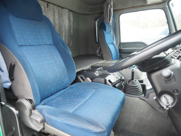 いすゞ ギガ 平ボディ 大型 LKG-CYL77A 年式 H24[写真30]