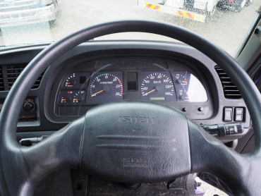 いすゞ ギガ ウイング車 大型 QKG-CYJ77A 年式 H24 [写真34]