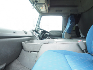 いすゞ ギガ ウイング車 大型 QKG-CYJ77A 年式 H24 [写真46]