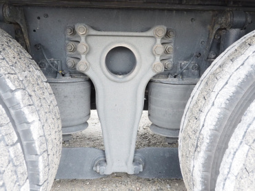 いすゞ ギガ ウイング車 大型 QKG-CYJ77A 年式 H24 [写真49]