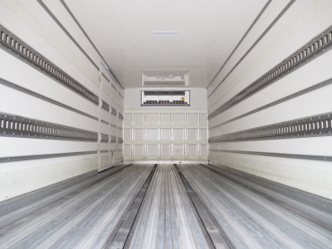 いすゞ フォワード 冷凍バン 中増t SKG-FSR90T2 年式 H29 [写真18]