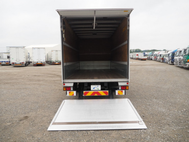 いすゞ エルフ バン車 小型 TPG-NPR85AN 年式 H28 [写真15]