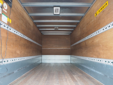 いすゞ エルフ バン車 小型 TPG-NPR85AN 年式 H28 [写真16]