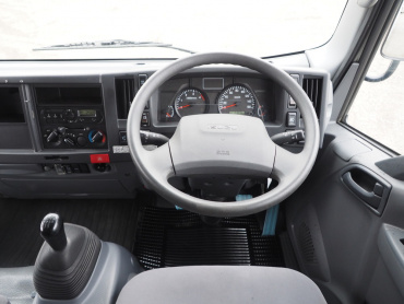 いすゞ エルフ バン車 小型 TPG-NPR85AN 年式 H28 [写真27]