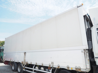 いすゞ ギガ ウイング車 大型 PDG-CYJ77W8 年式 H20 [写真09]