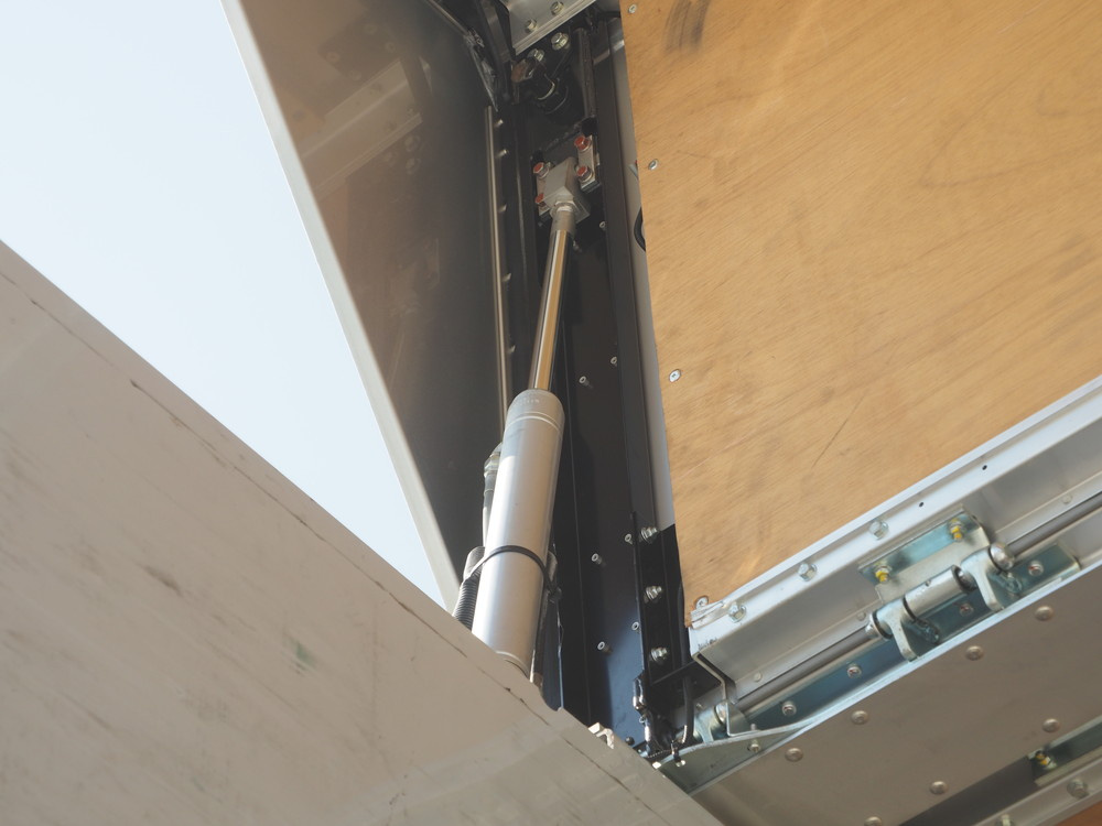 日野 グランドプロフィア ウイング車 大型 QPG-FW1EXEG 年式 H28[写真17]