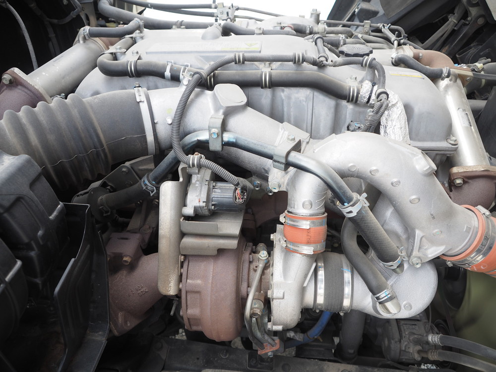 いすゞ ギガ ウイング車 大型 QKG-CYJ77A 年式 H26[写真55]