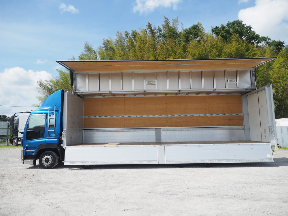 いすゞ ギガ ウイング車 大型 QKG-CYJ77A 年式 H26[写真17]