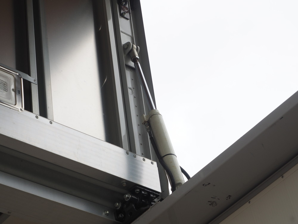 日野 グランドプロフィア ウイング車 大型 QPG-FW1EXEG 年式 H28[写真19]