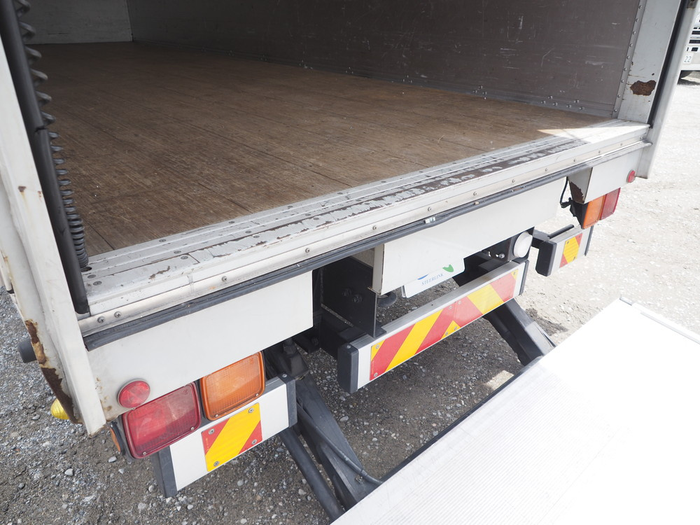 いすゞ フォワード ウイング車 中型 TKG-FRR90S2 年式 H24[写真28]