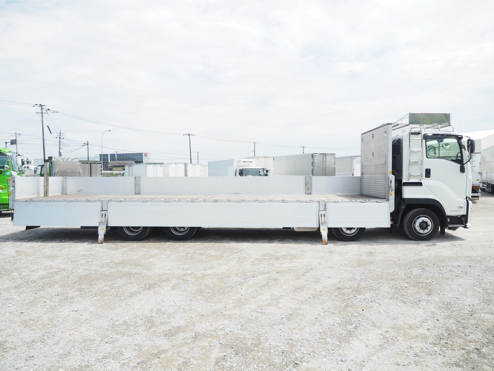 いすゞ ギガ 平ボディ 大型 QKG-CYJ77B 年式 H28[写真10]