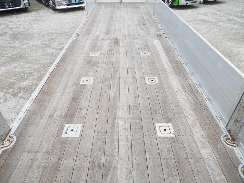 いすゞ ギガ 平ボディ 大型 QKG-CYJ77B 年式 H28[写真25]