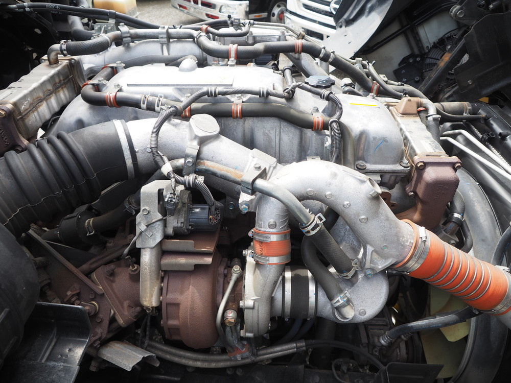いすゞ ギガ 平ボディ 大型 QKG-CYJ77B 年式 H28[写真57]